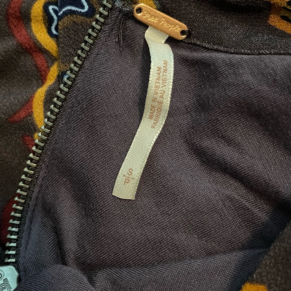 Free People - Picture 12 of 12